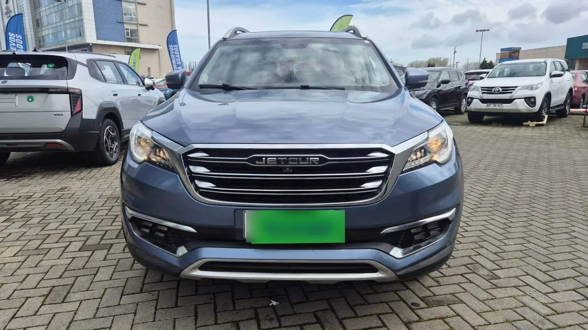 Jetour X70 1.5t Plus 4x2 At 5p año 2023