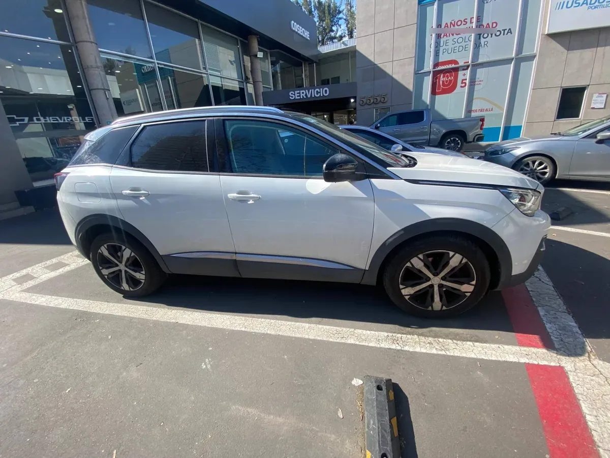 Peugeot 3008 1.6 Allure Blue-Hdi Diesel 4x2 120hp Eat6 5p año 2018
