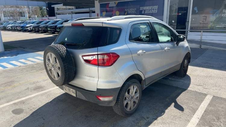 Ford Ecosport 1.6 Titanium 4x2 Mt 5p año 2017