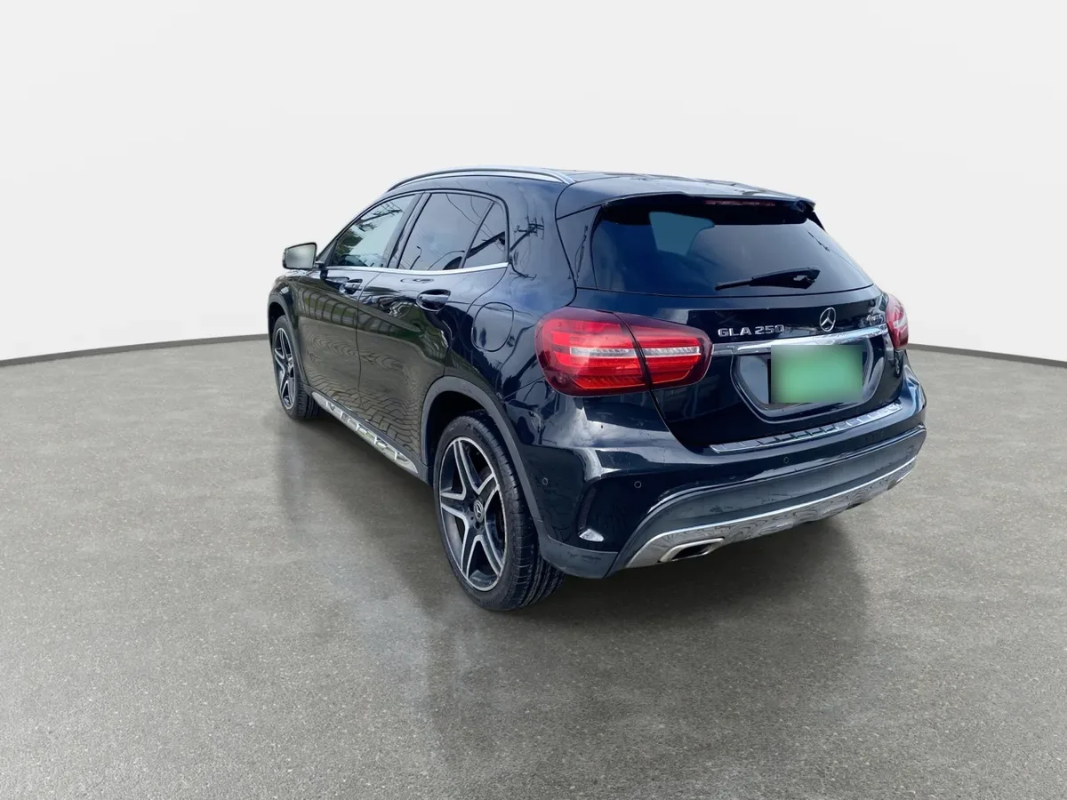 Mercedes-Benz Gla 250 2.0 4matic 4x4 At 5p año 2019