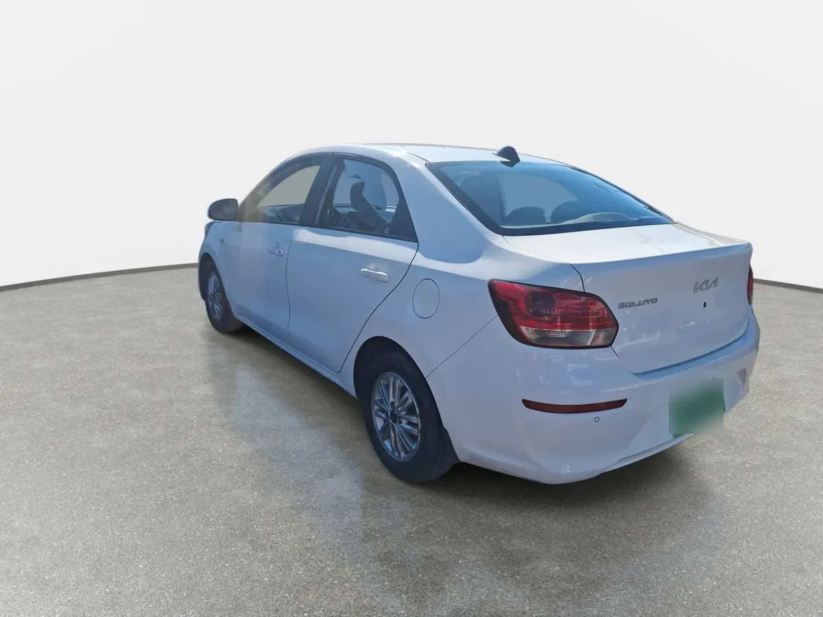 Kia Soluto 1.4 Ex Full 4x2 Srf Mt 4p año 2025