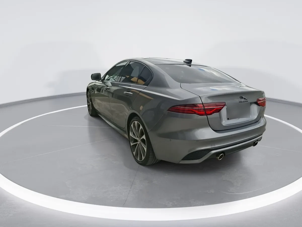 Jaguar Xe 2.0 R Dynamic S Rwd 4x2 250hp At 4p año 2024