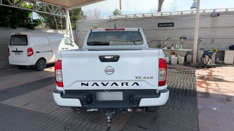 Nissan Navara 2.3d Xe Diesel 4x4 Dob.cab. At 4p año 2023