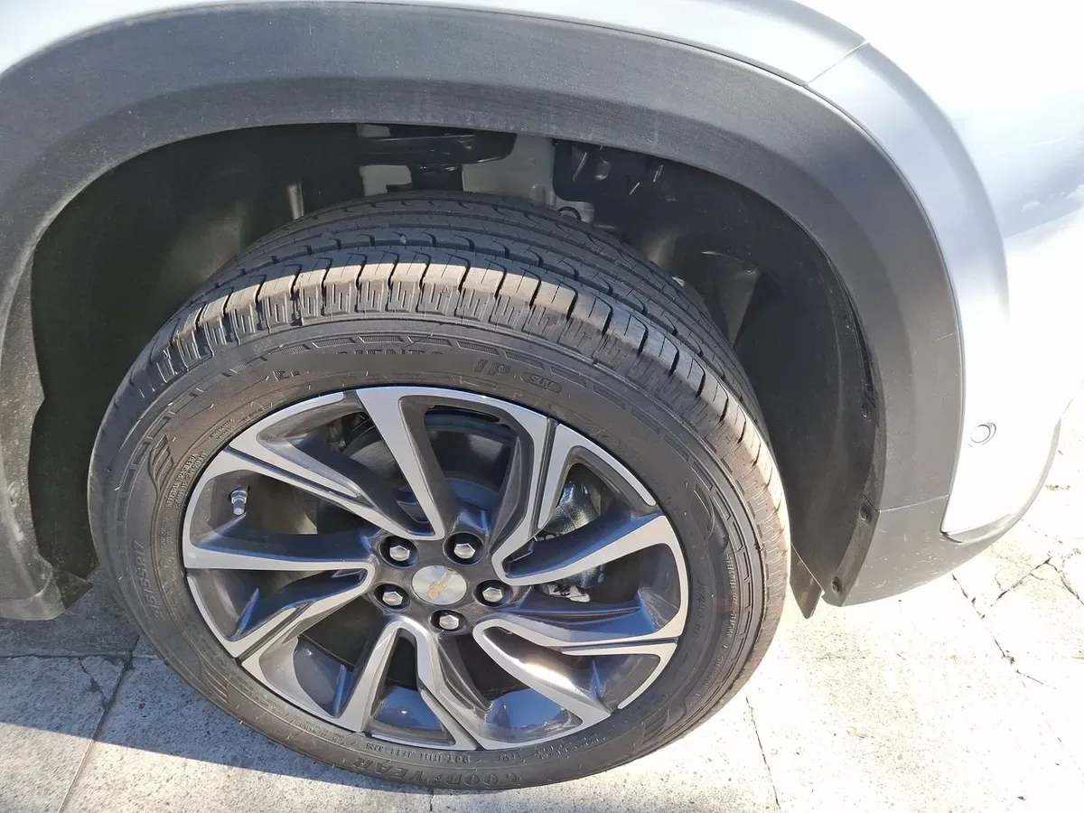 Chevrolet Tracker 1.2t Premier T 4x2 At 5p año 2026