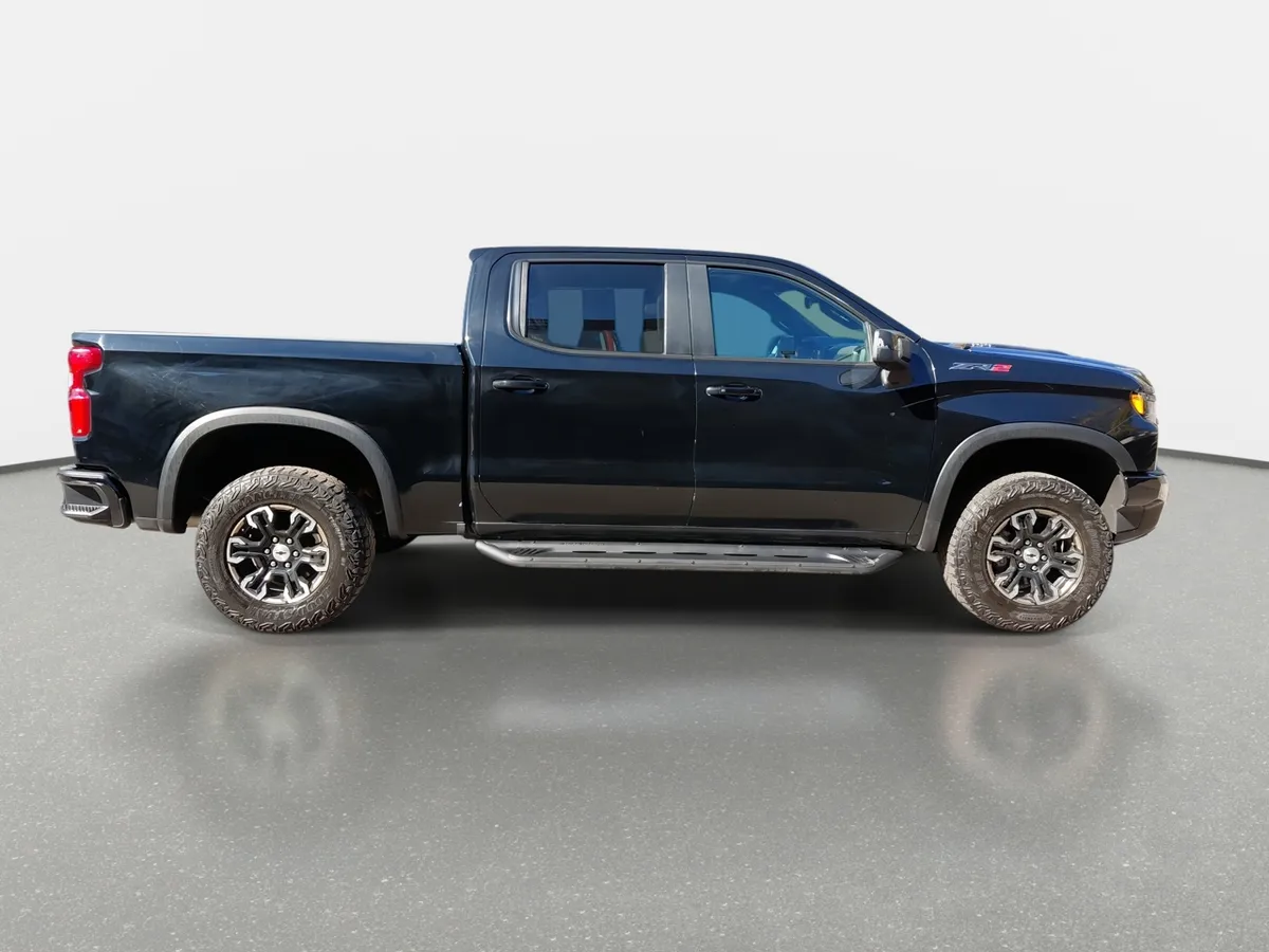 Chevrolet Silverado 6.2 Zr2 4x4 At 4p año 2023