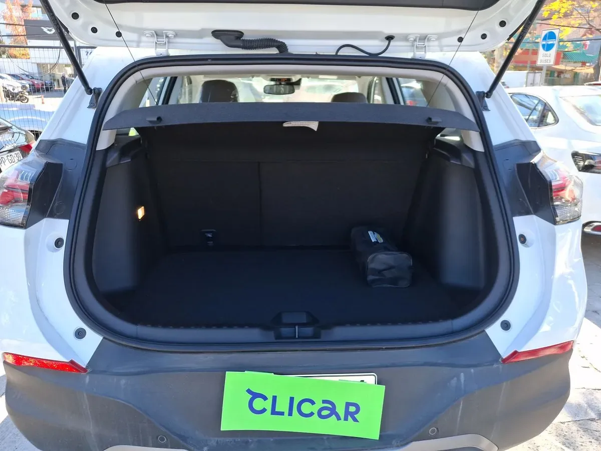 Chevrolet Tracker 1.2t Premier T 4x2 At 5p año 2026