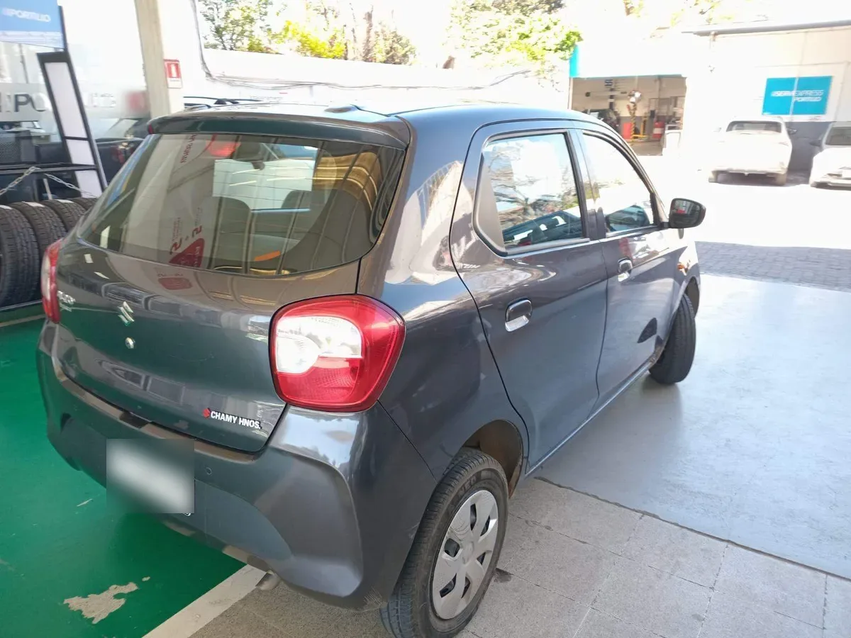 Suzuki Alto 1.0 Gl 4x2 Mt 5p año 2024