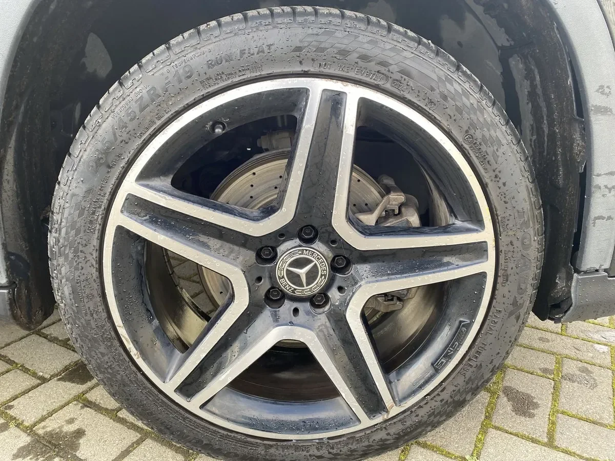 Mercedes-Benz Gla 250 2.0 4matic 4x4 At 5p año 2019
