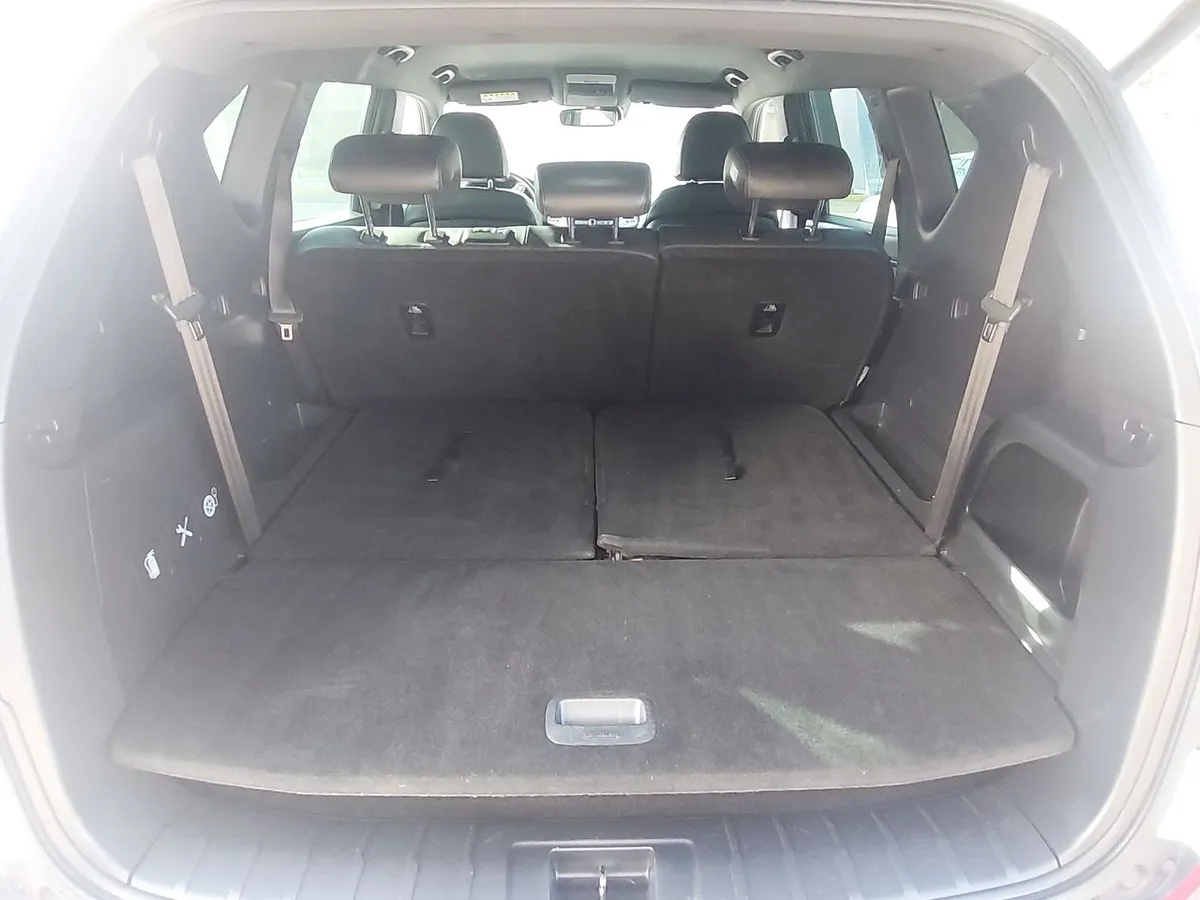 Ssangyong Rexton 2.2 Yrx201 Diesel 4x2 At 5p año 2018