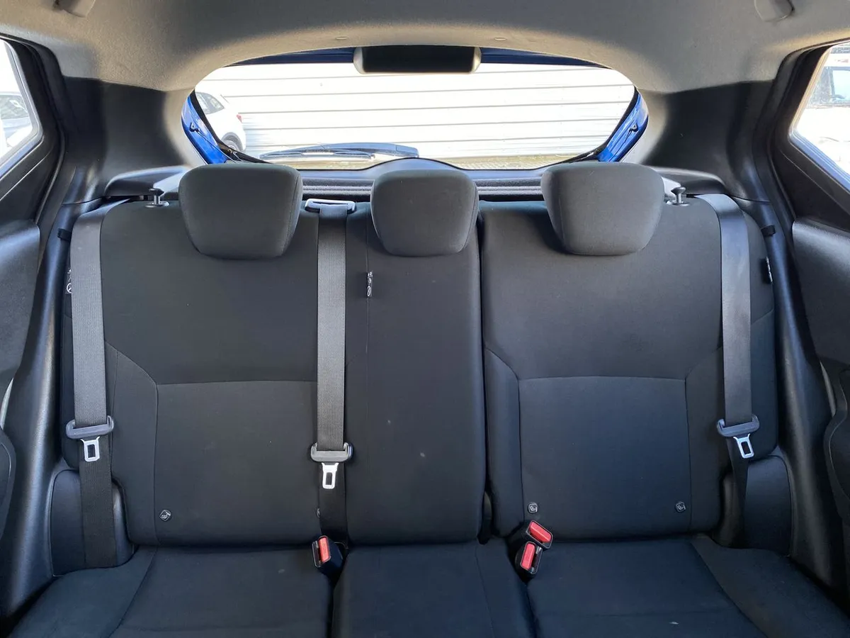 Nissan Kicks 1.6 Sense 4x2 Mt 5p año 2024