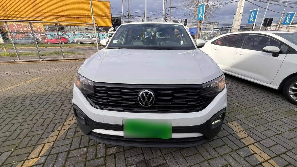 Volkswagen T-Cross 1.0 Tsi Comfortline 4x2 Mt5 5p año 2022