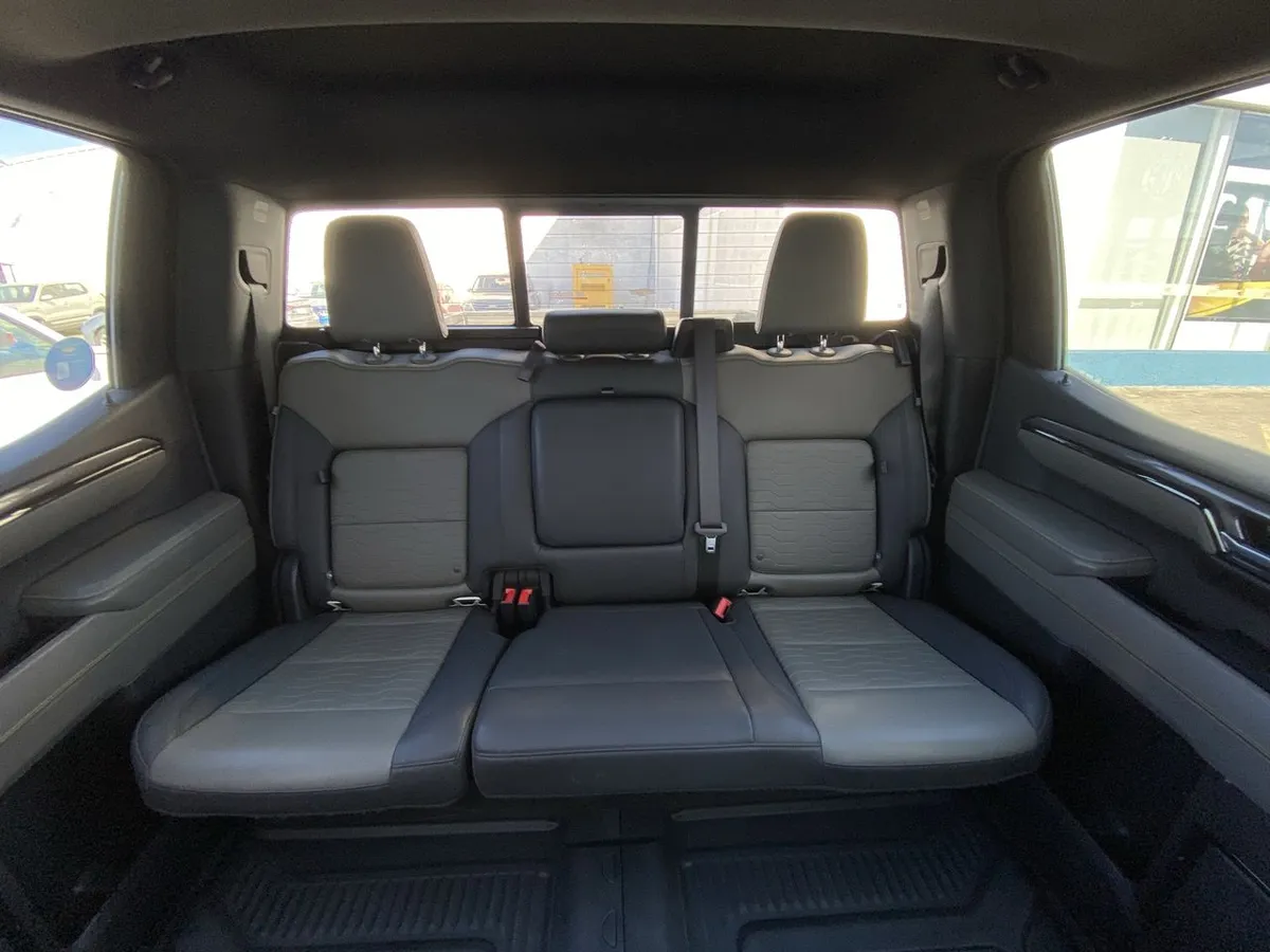 Chevrolet Silverado 6.2 Zr2 4x4 At 4p año 2023