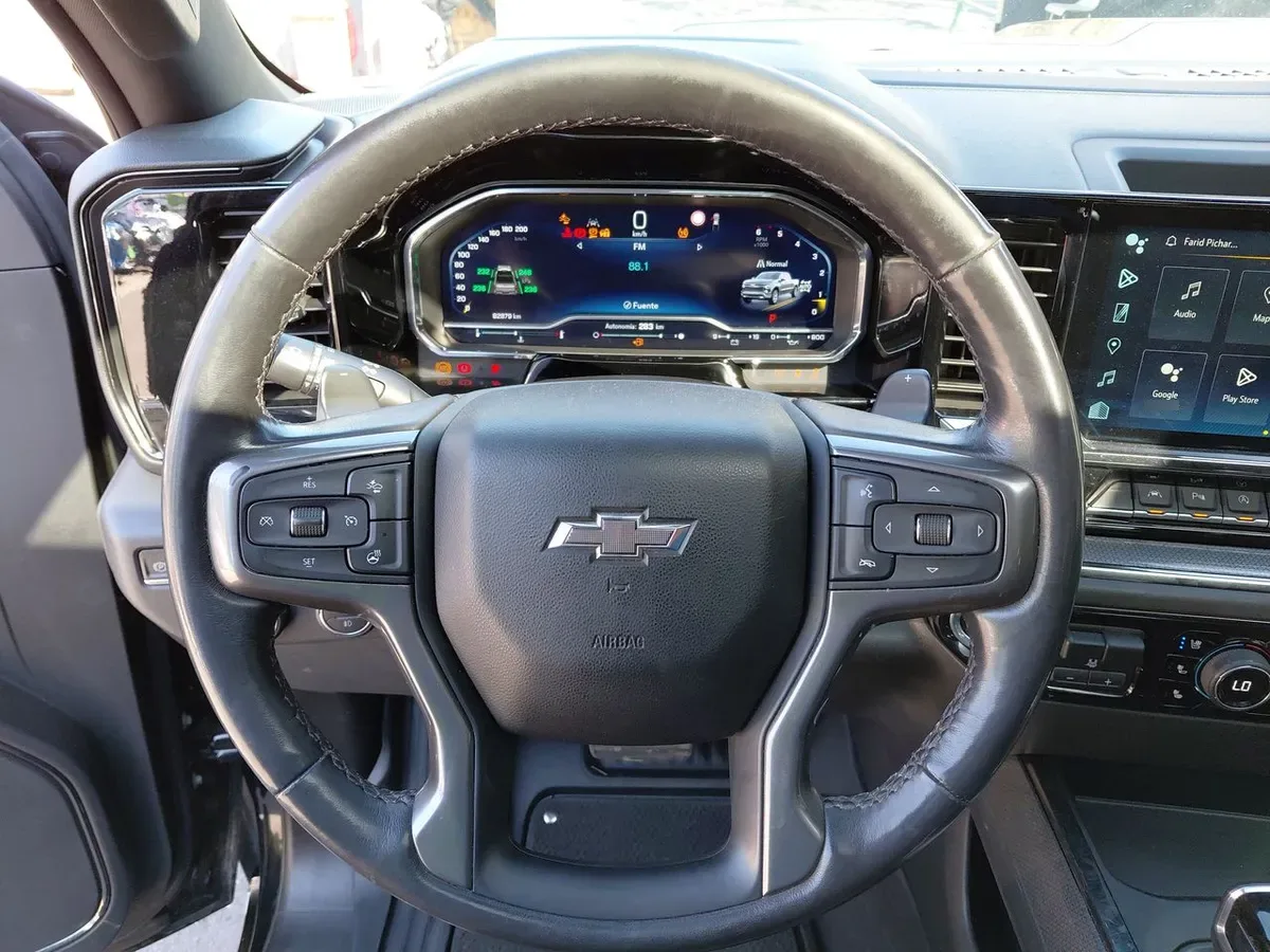 Chevrolet Silverado 6.2 Zr2 4x4 At 4p año 2023