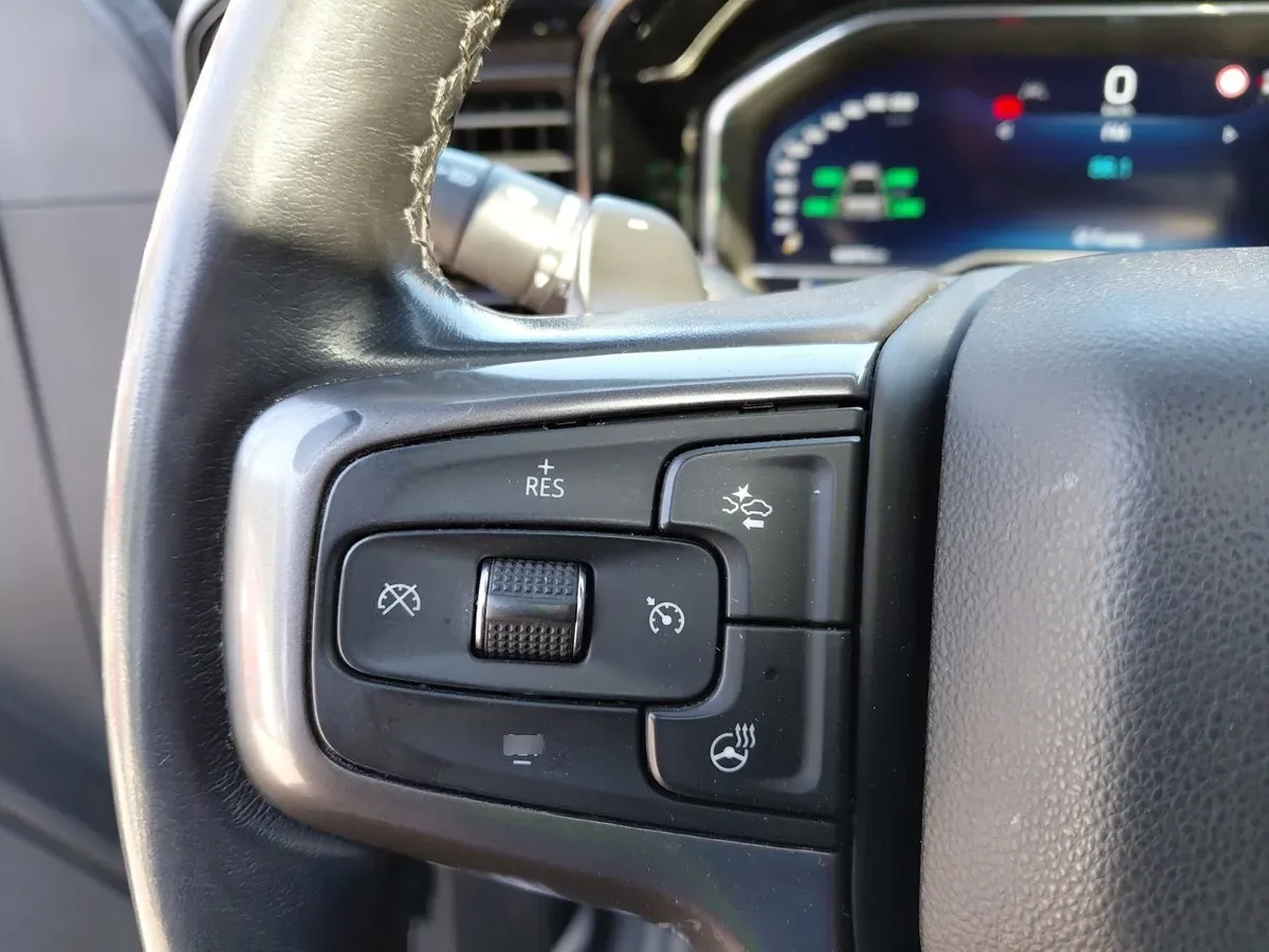 Chevrolet Silverado 6.2 Zr2 4x4 At 4p año 2023