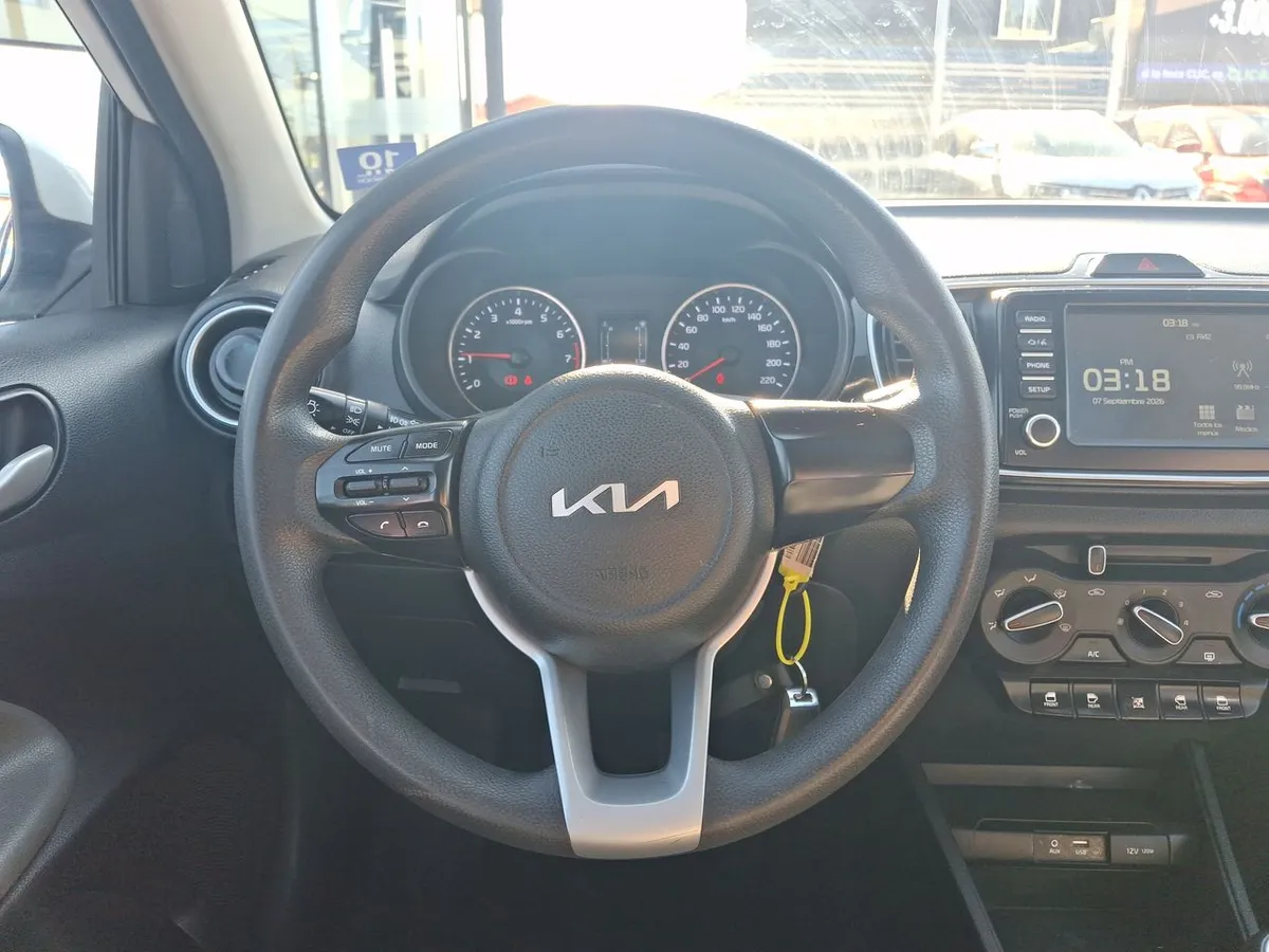 Kia Soluto 1.4 Ex Full 4x2 Srf Mt 4p año 2025