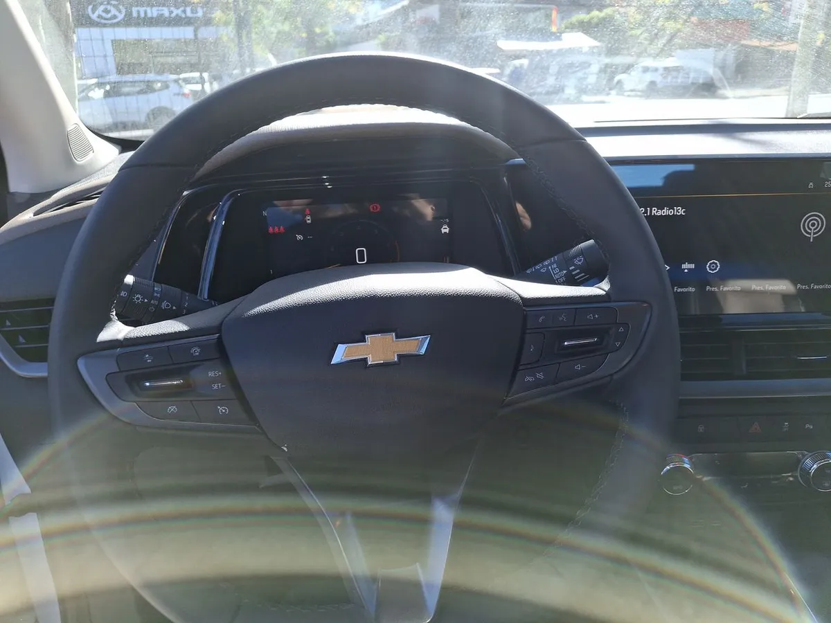 Chevrolet Tracker 1.2t Premier T 4x2 At 5p año 2026
