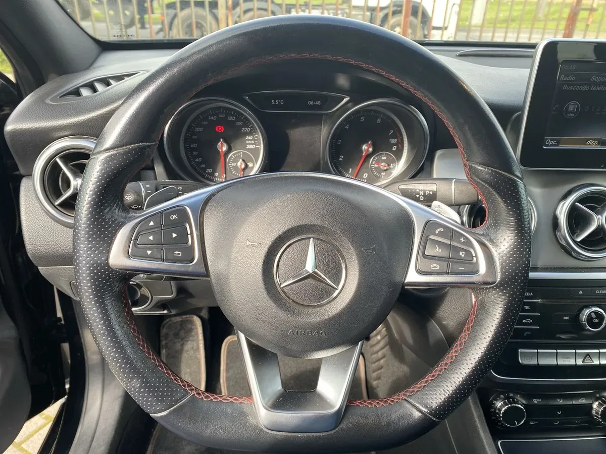 Mercedes-Benz Gla 250 2.0 4matic 4x4 At 5p año 2019