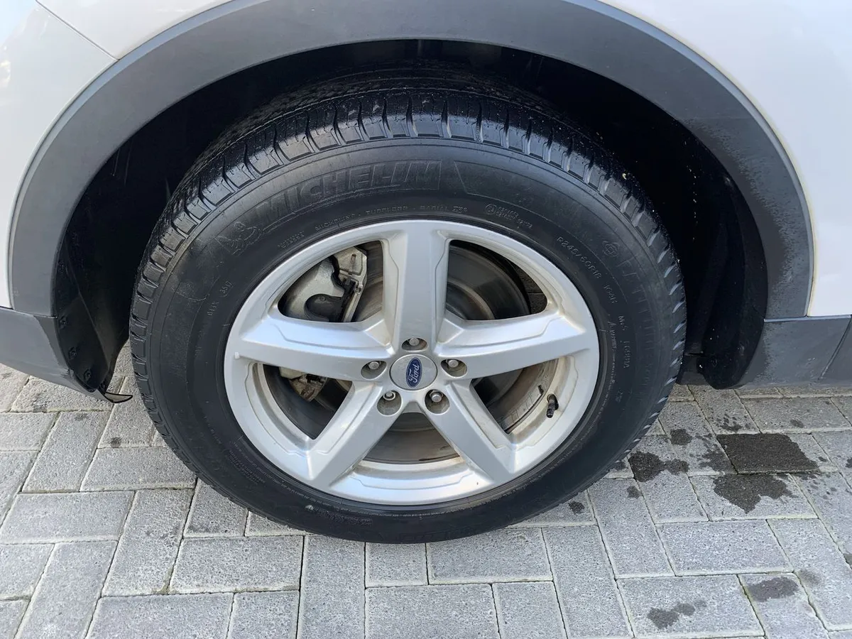 Ford Explorer 3.5 Xlt 4x2 At 5p año 2018