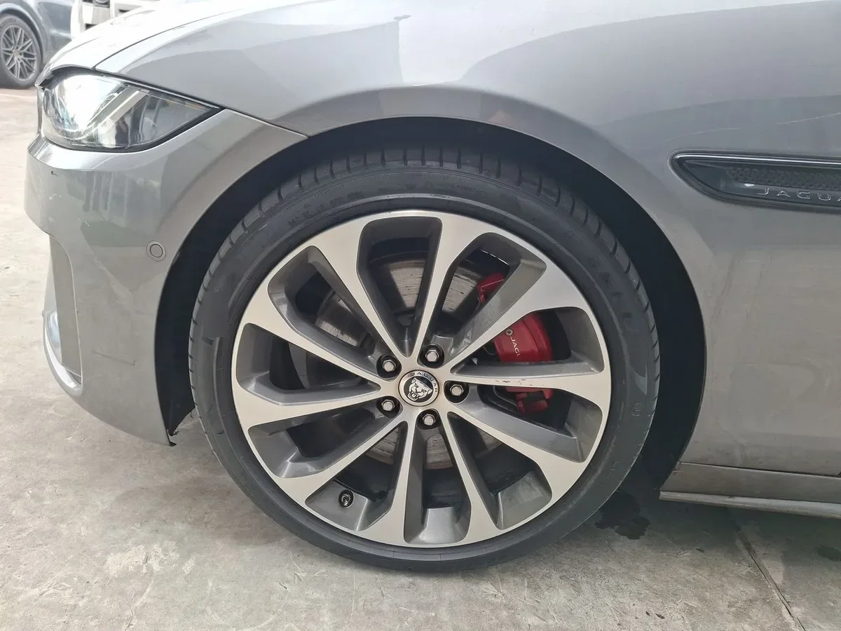 Jaguar Xe 2.0 R Dynamic S Rwd 4x2 250hp At 4p año 2024
