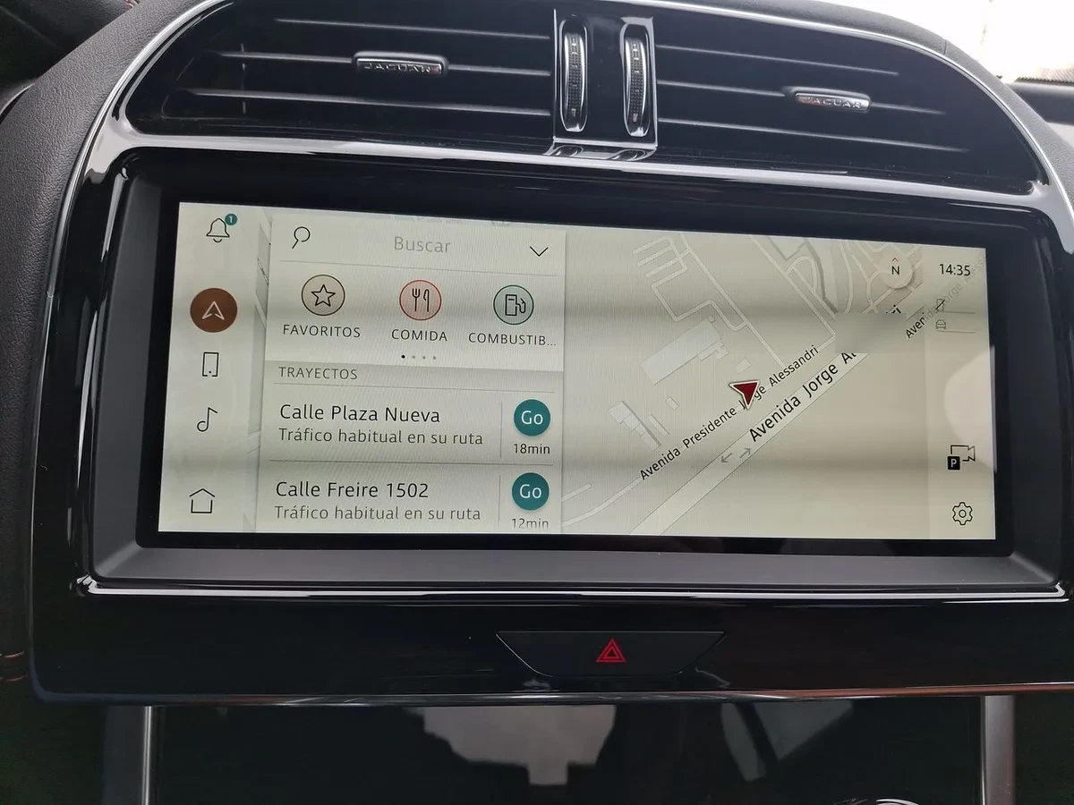 Jaguar Xe 2.0 R Dynamic S Rwd 4x2 250hp At 4p año 2024