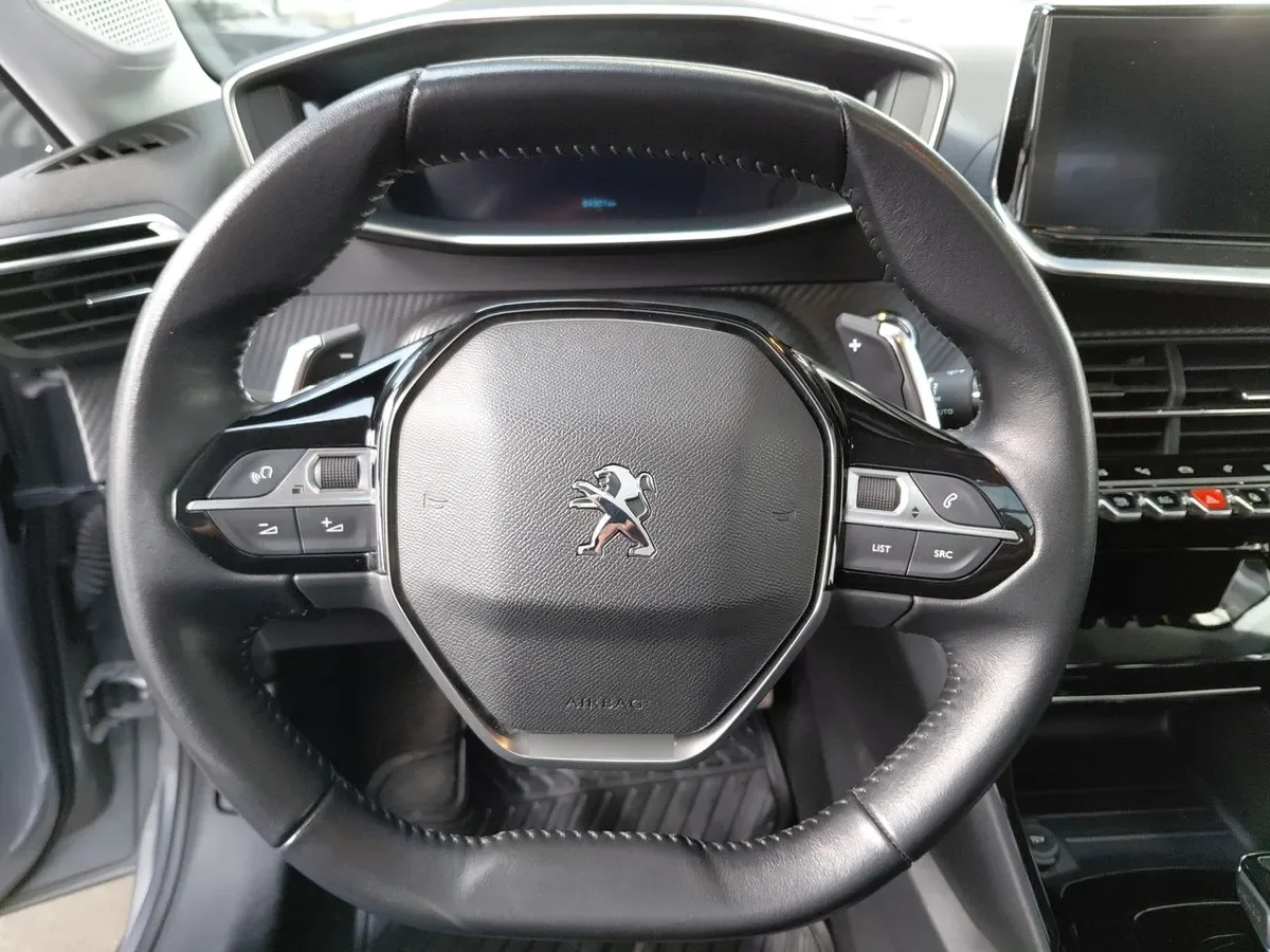 Peugeot 208 1.2 Gt Puretech 4x2 130 Eat8 5p año 2021