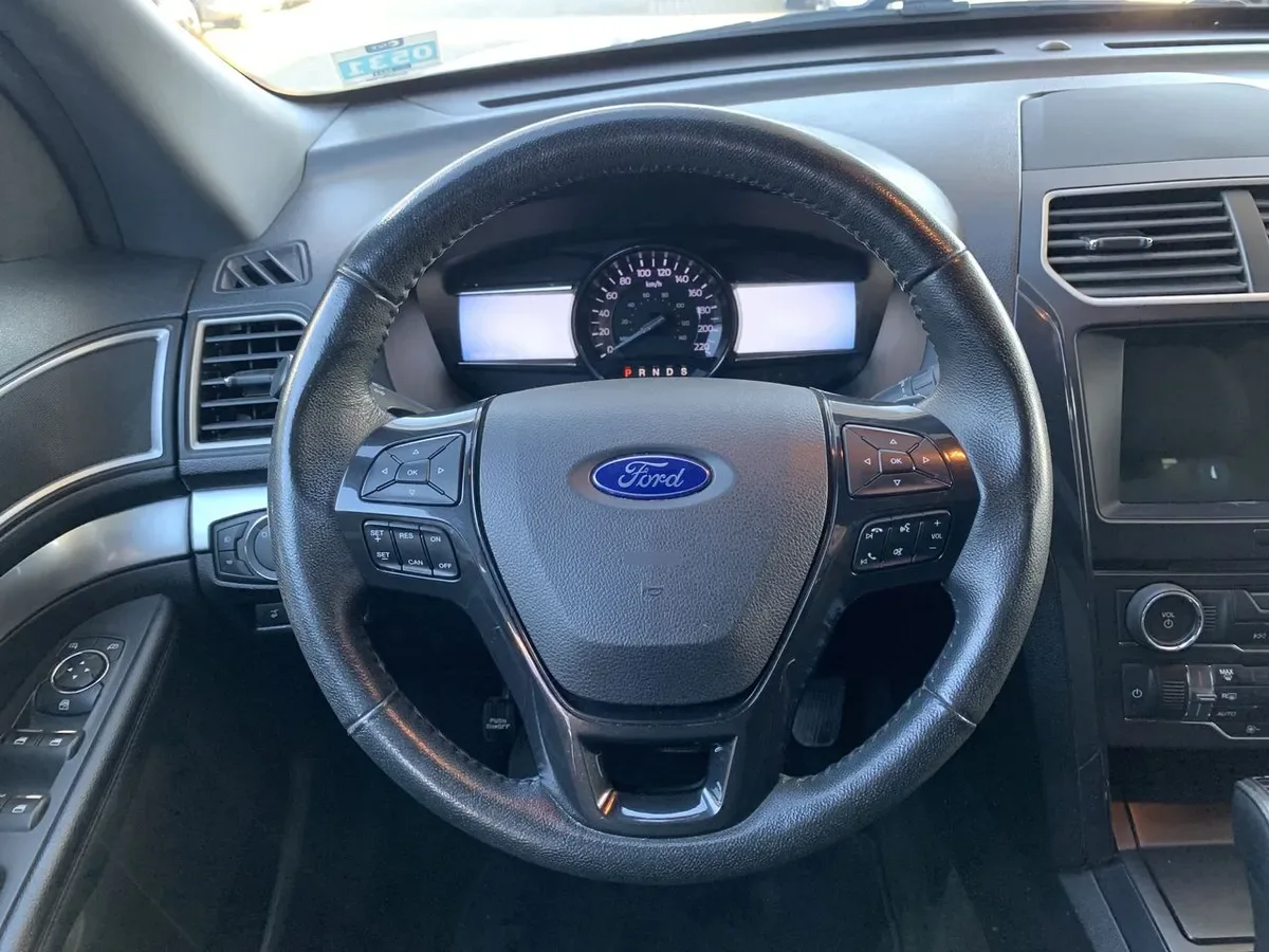 Ford Explorer 3.5 Xlt 4x2 At 5p año 2018