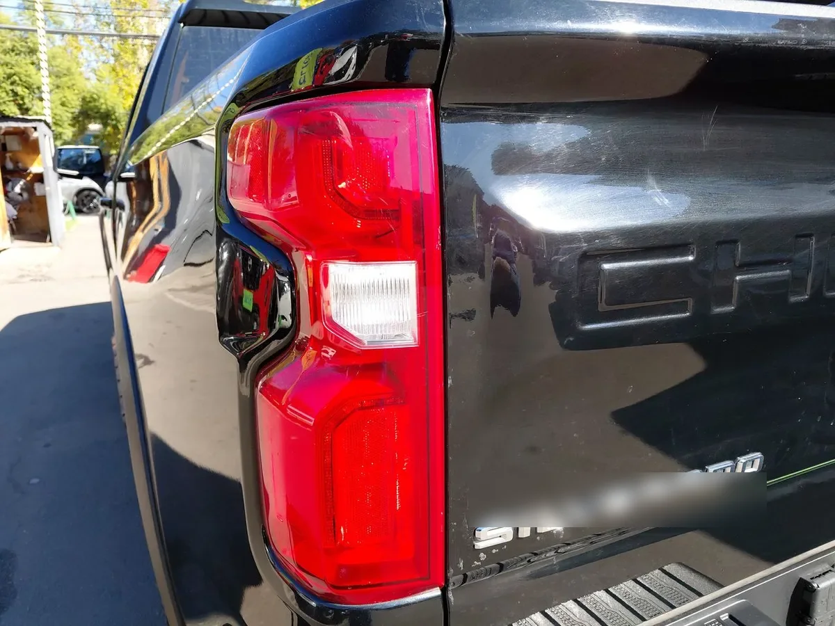 Chevrolet Silverado 6.2 Zr2 4x4 At 4p año 2023