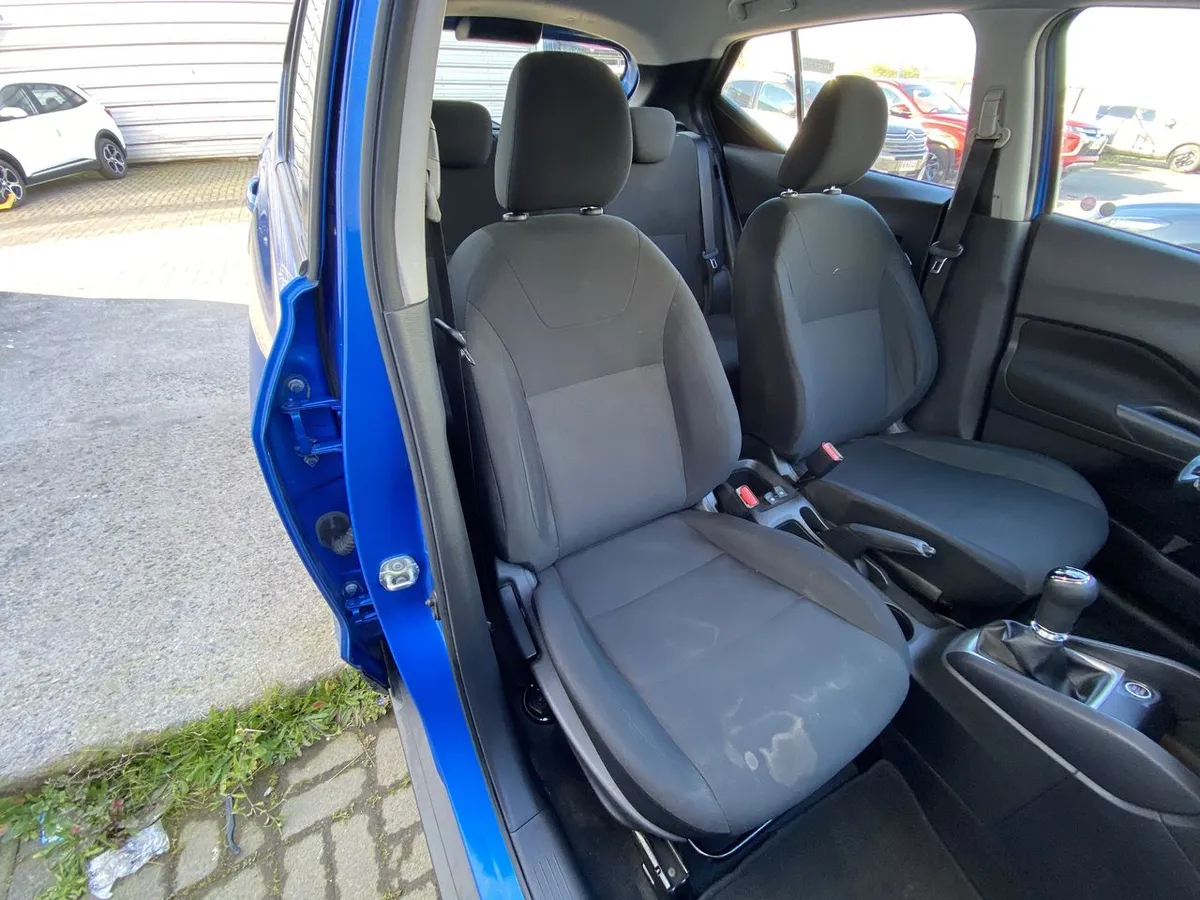 Nissan Kicks 1.6 Sense 4x2 Mt 5p año 2024