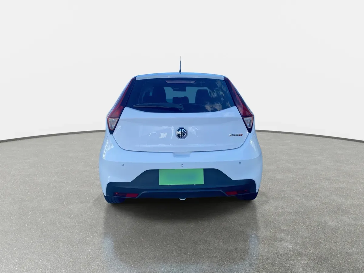 MG 3 1.5 Std 4x2 Hb At 5p año 2023