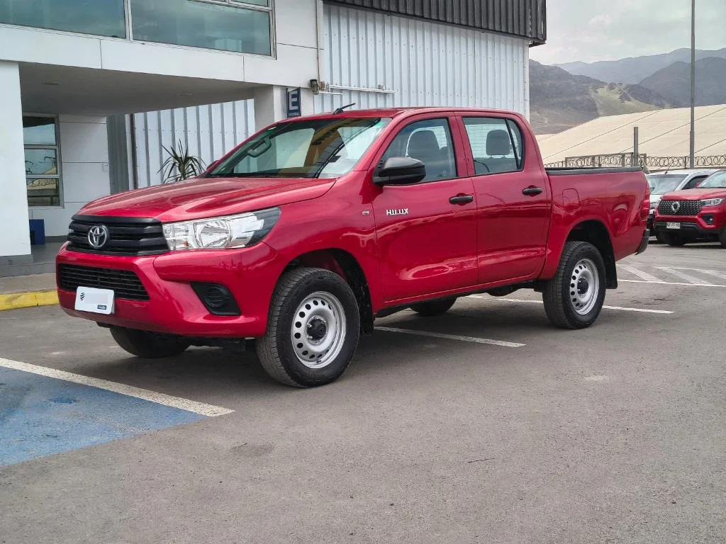 Toyota Hilux Dc 4x4 2.4 D Dx Mt año 2024