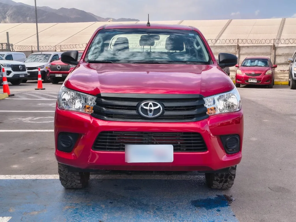 Toyota Hilux Dc 4x4 2.4 D Dx Mt año 2024