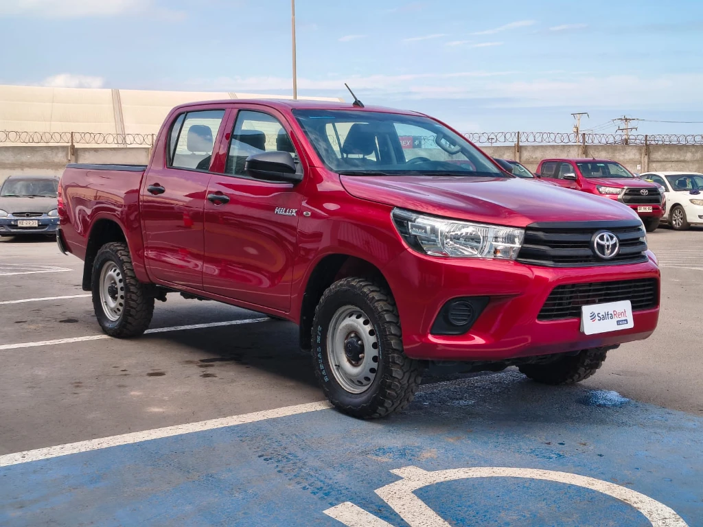 Toyota Hilux Dc 4x4 2.4 D Dx Mt año 2024