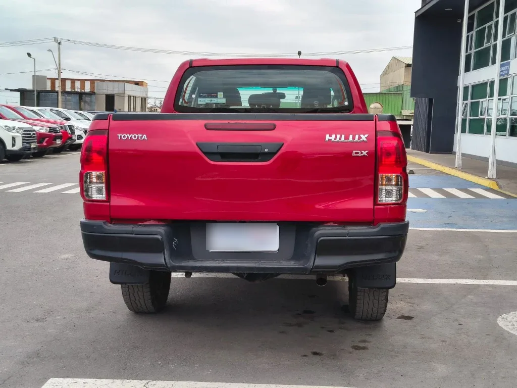 Toyota Hilux Dc 4x4 2.4 D Dx Mt año 2024