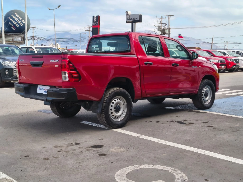 Toyota Hilux Hilux Dx Tss 4x4 Mt año 2024
