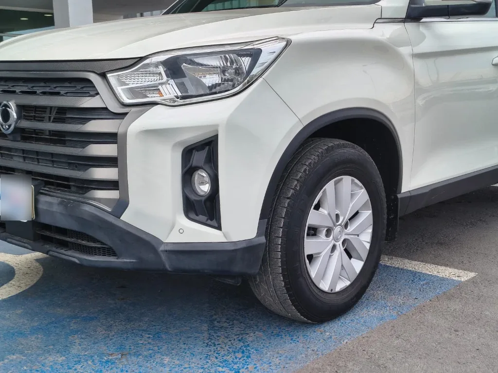 Ssangyong Grand Musso 2.2 4x2 Mt Full-Ql612 año 2023