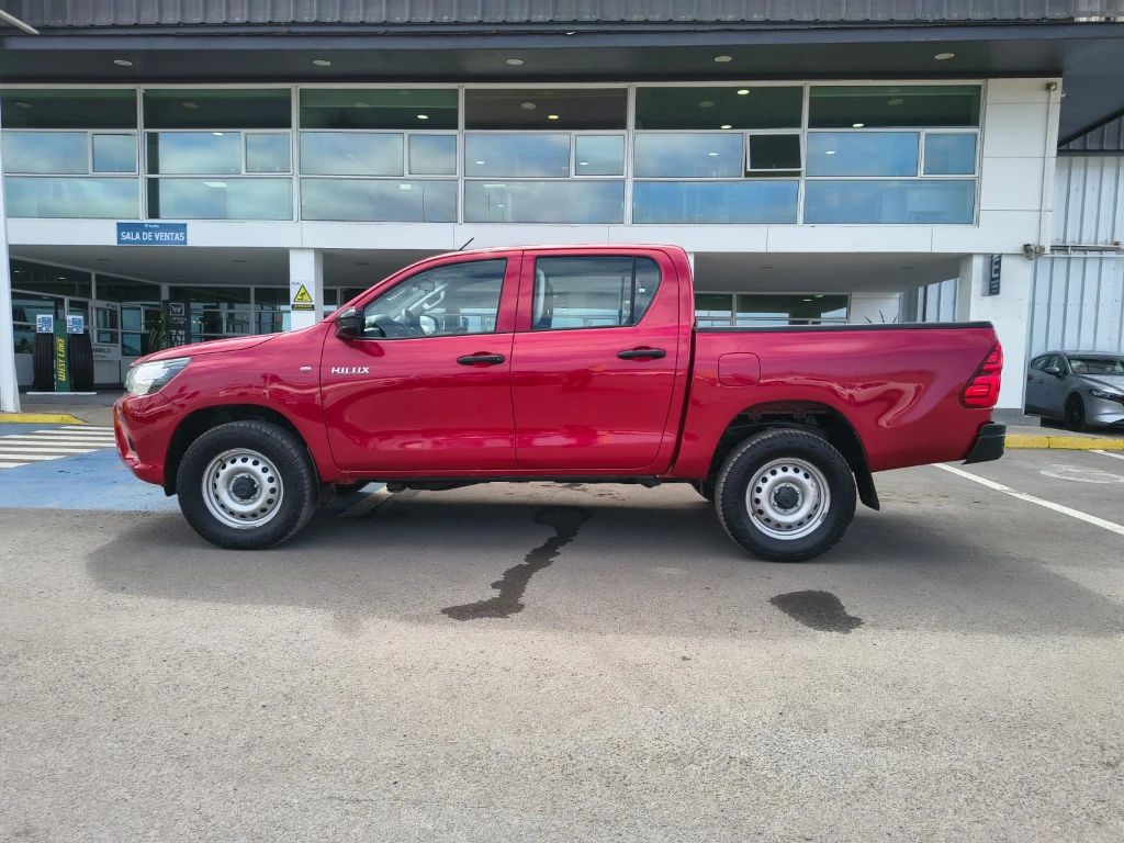 Toyota Hilux Hilux Dx Tss 4x4 Mt año 2024