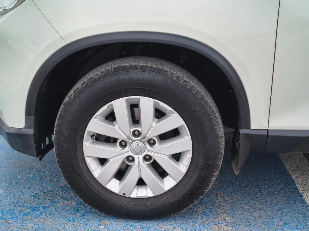 Ssangyong Grand Musso 2.2 4x2 Mt Full-Ql612 año 2023