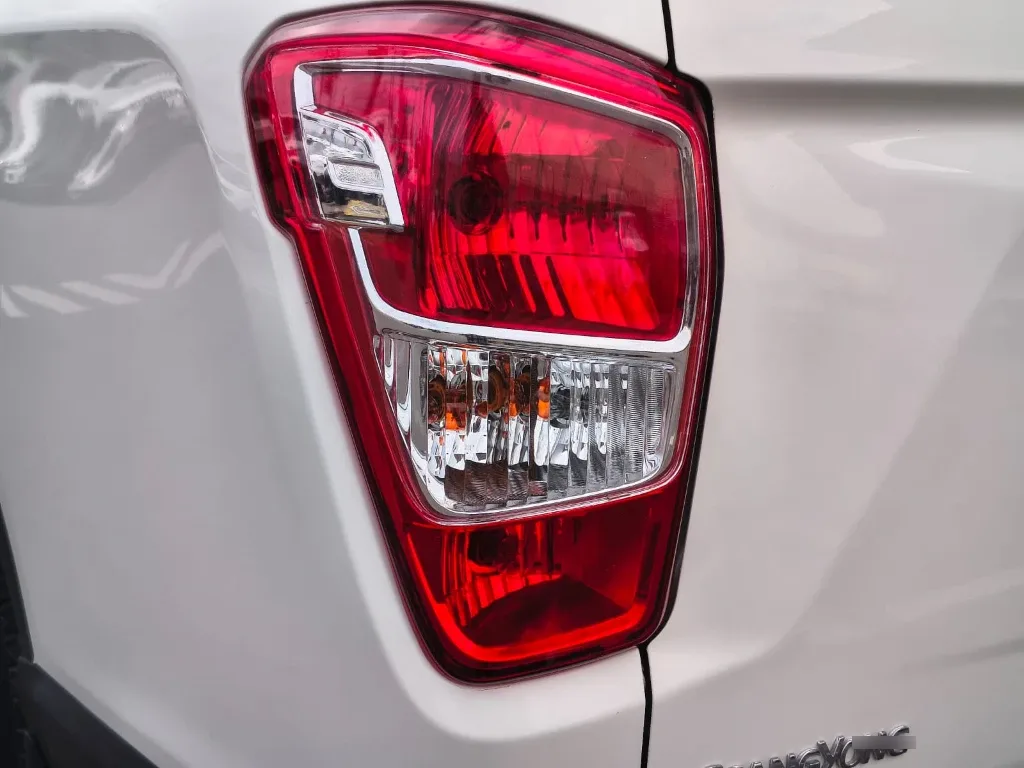 Ssangyong Grand Musso 2.2 4x2 Mt Full-Ql612 año 2023