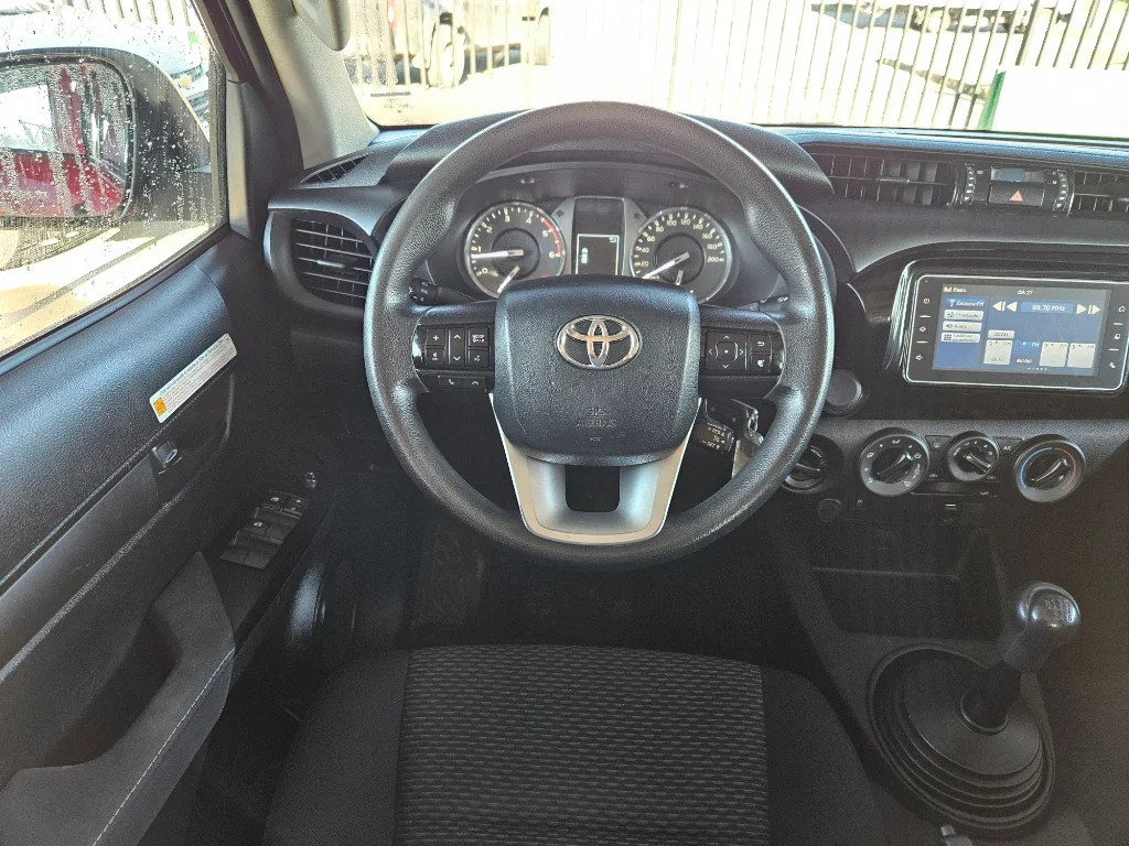 Toyota Hilux Hilux Dc 4x4 2.4 D Dx Mt año 2024