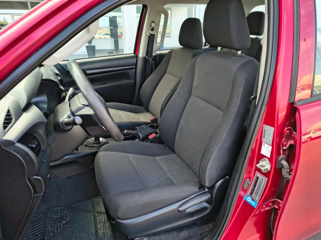 Toyota Hilux Dc 4x4 2.4 D Dx Mt año 2024