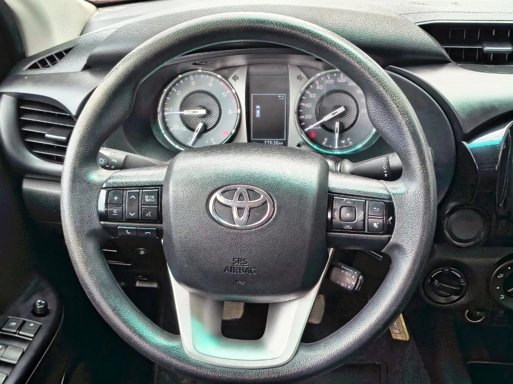 Toyota Hilux Dc 4x4 2.4 D Dx Mt año 2024
