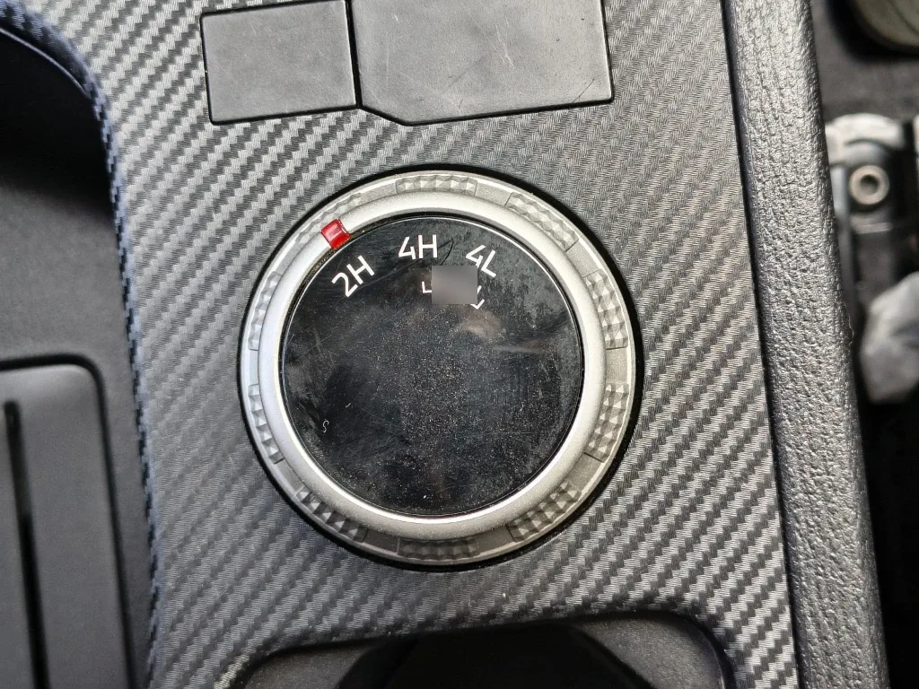 Mitsubishi L200 Katana D/c 2.4 Tdi Mt Xrt 4x4 año 2024
