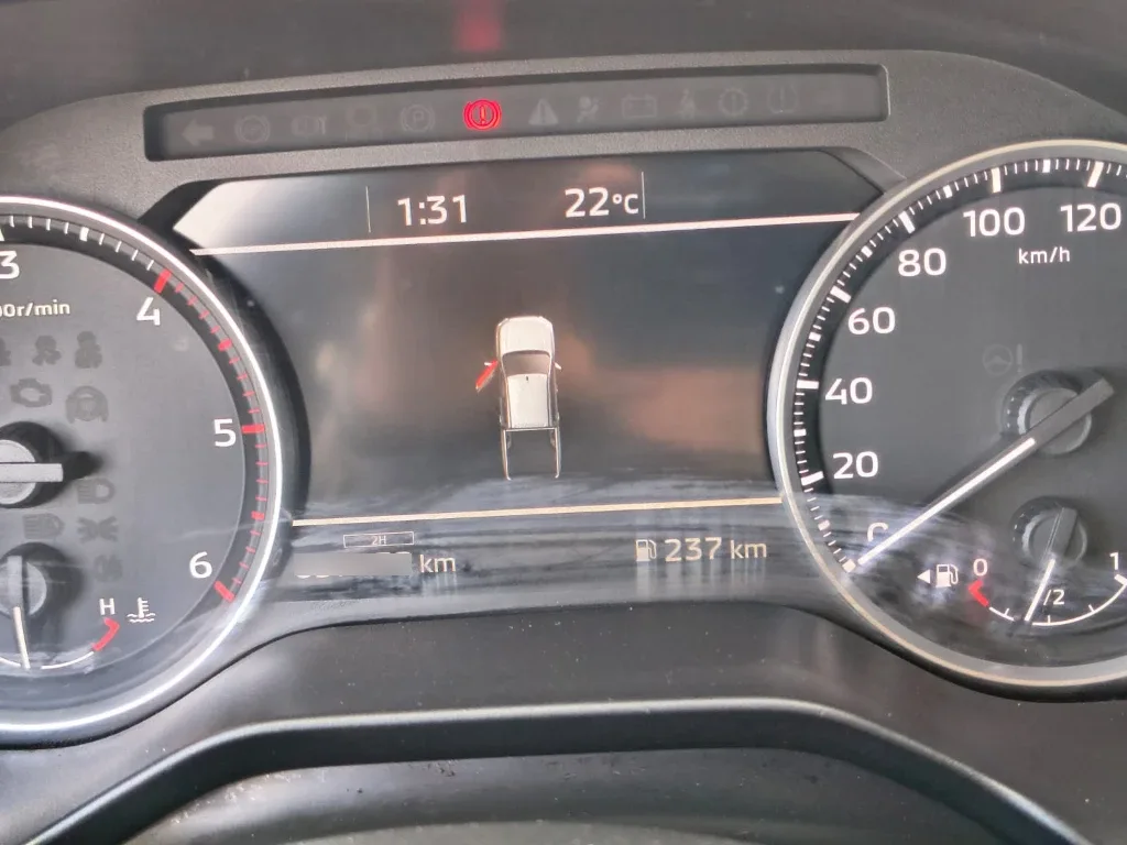 Mitsubishi L200 Katana D/c 2.4 Tdi Mt Xrt 4x4 año 2024