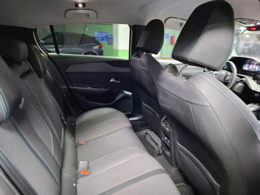 Peugeot 308 308 Allure Bluehdi 130 Eat8 año 2023