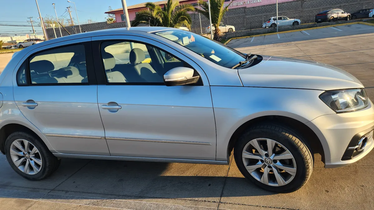 VOLKSWAGEN GOL 1.6 2ab Mt año 2019