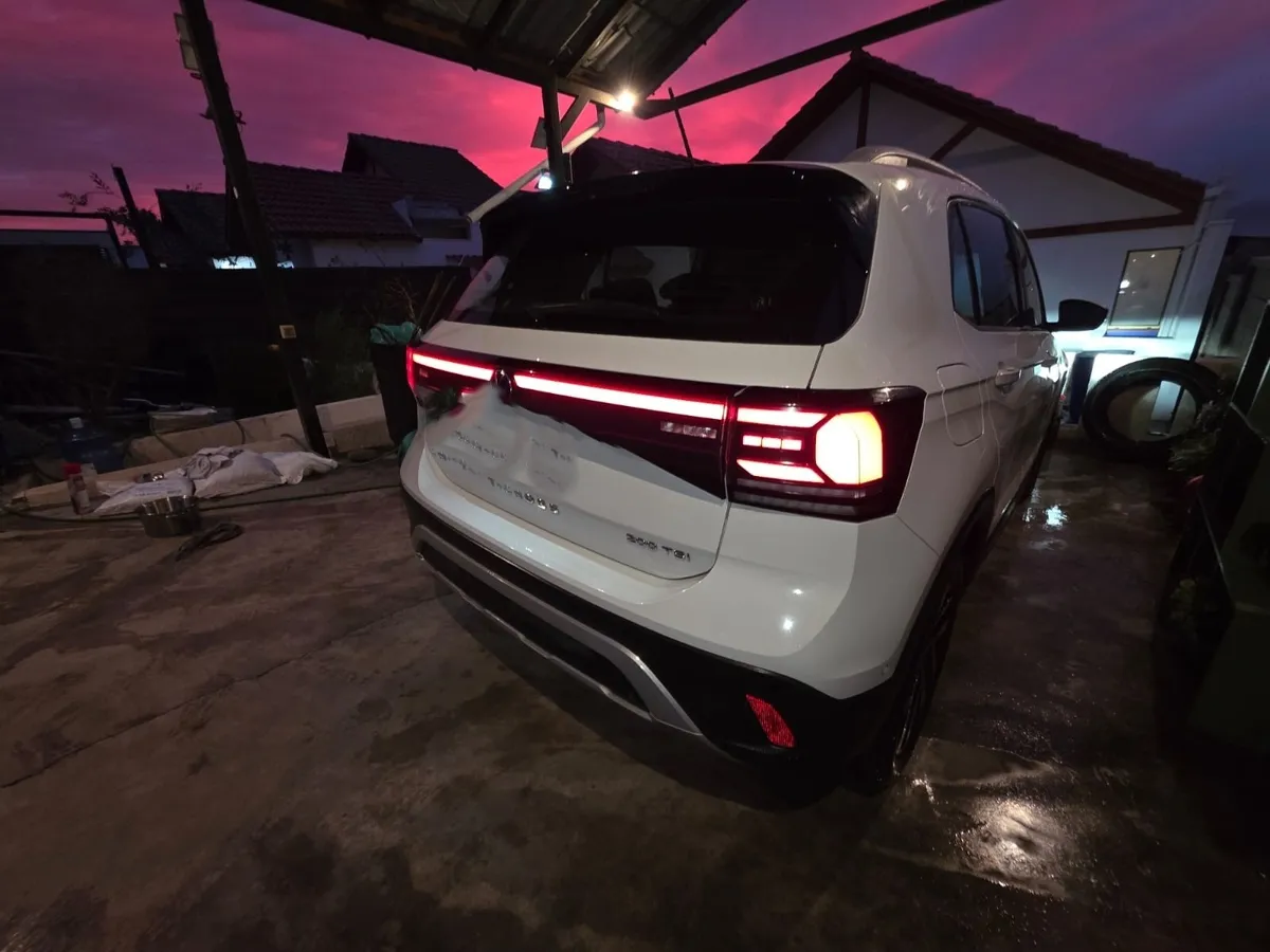VOLKSWAGEN T-CROSS 1.0 Tsi Highline At año 2025