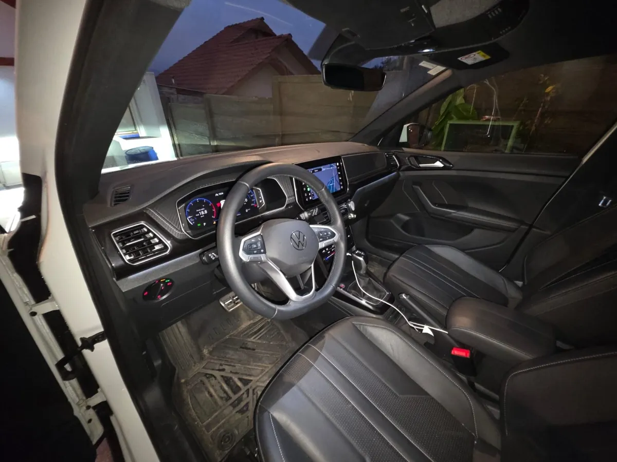 VOLKSWAGEN T-CROSS 1.0 Tsi Highline At año 2025