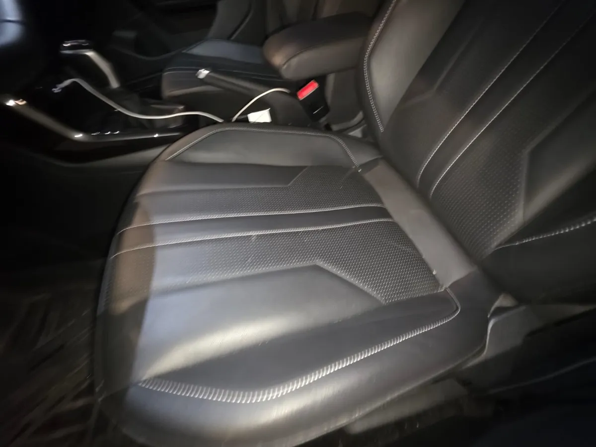 VOLKSWAGEN T-CROSS 1.0 Tsi Highline At año 2025