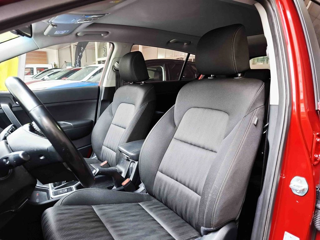 Kia Sportage 2.0 Lx 2wd Special Pack 6mt 5p año 2020