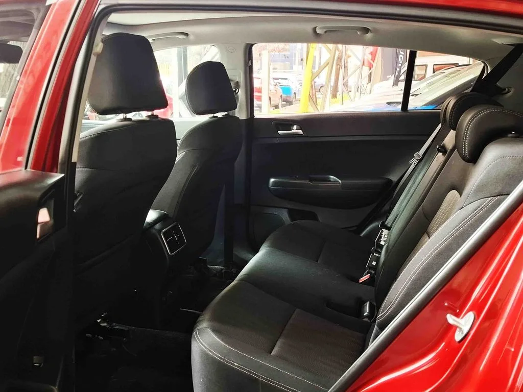 Kia Sportage 2.0 Lx 2wd Special Pack 6mt 5p año 2020